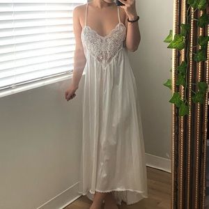 RARE Vintage 90s Victoria’s Secret Lace Satin Maxi NightGown Slip Dress L Ivory